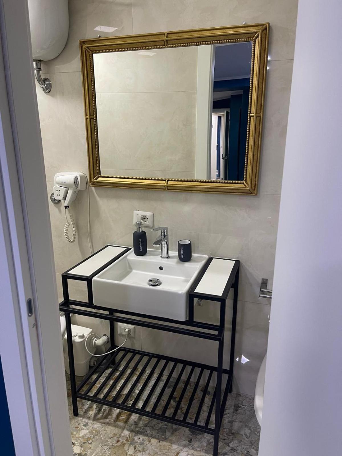 Bed And Breakfast Napoli Centro Storico Exterior photo